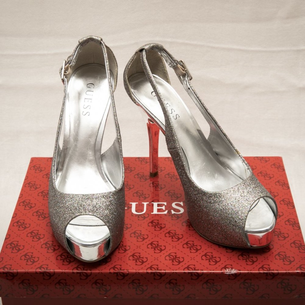 Guess Glitter Mulit-Color Sparkle Peep Toe Heels
